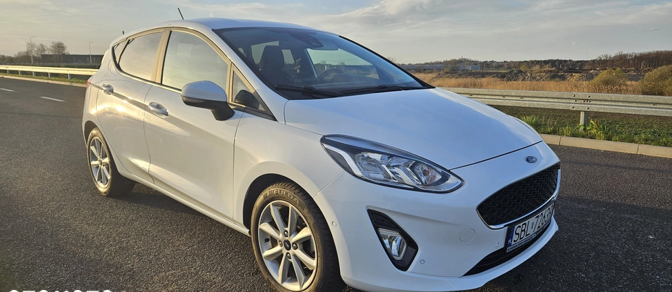 Ford Fiesta cena 49700 przebieg: 65000, rok produkcji 2020 z Barcin małe 79